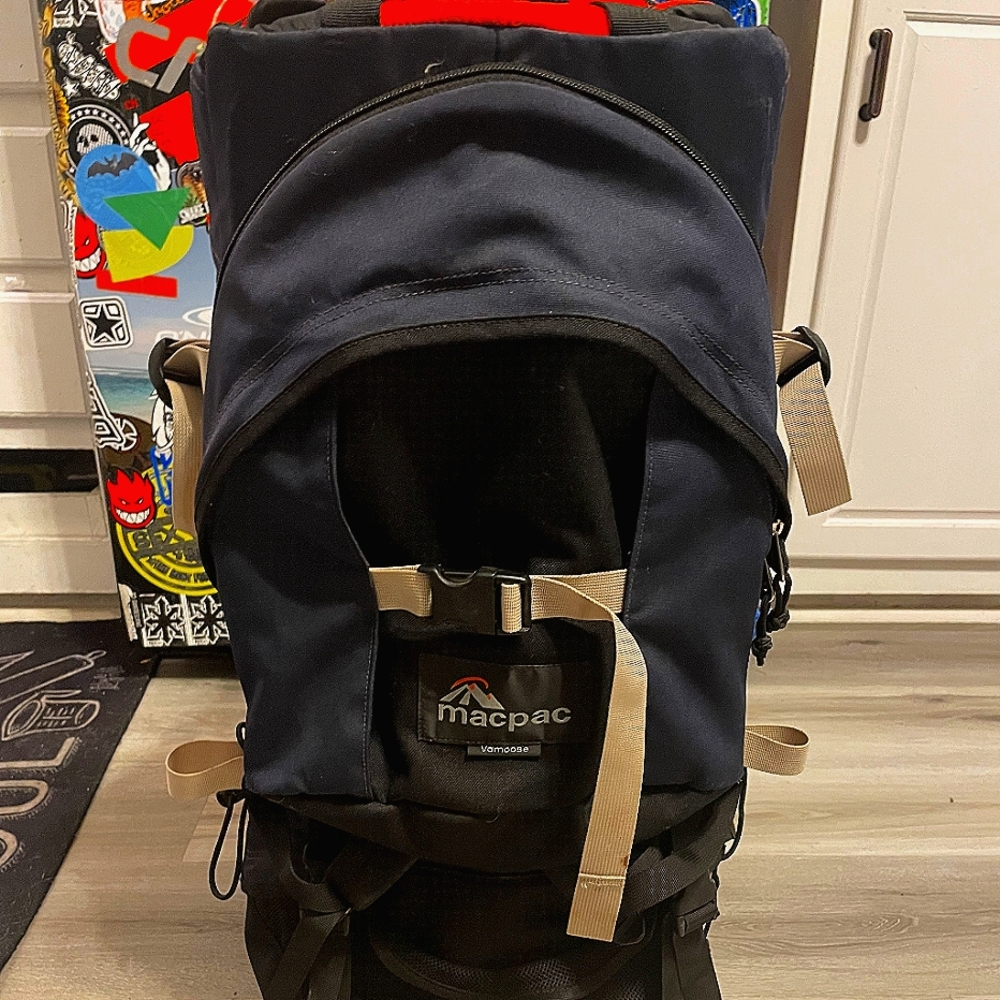 Macpac Vamoose Baby Hiking Pack